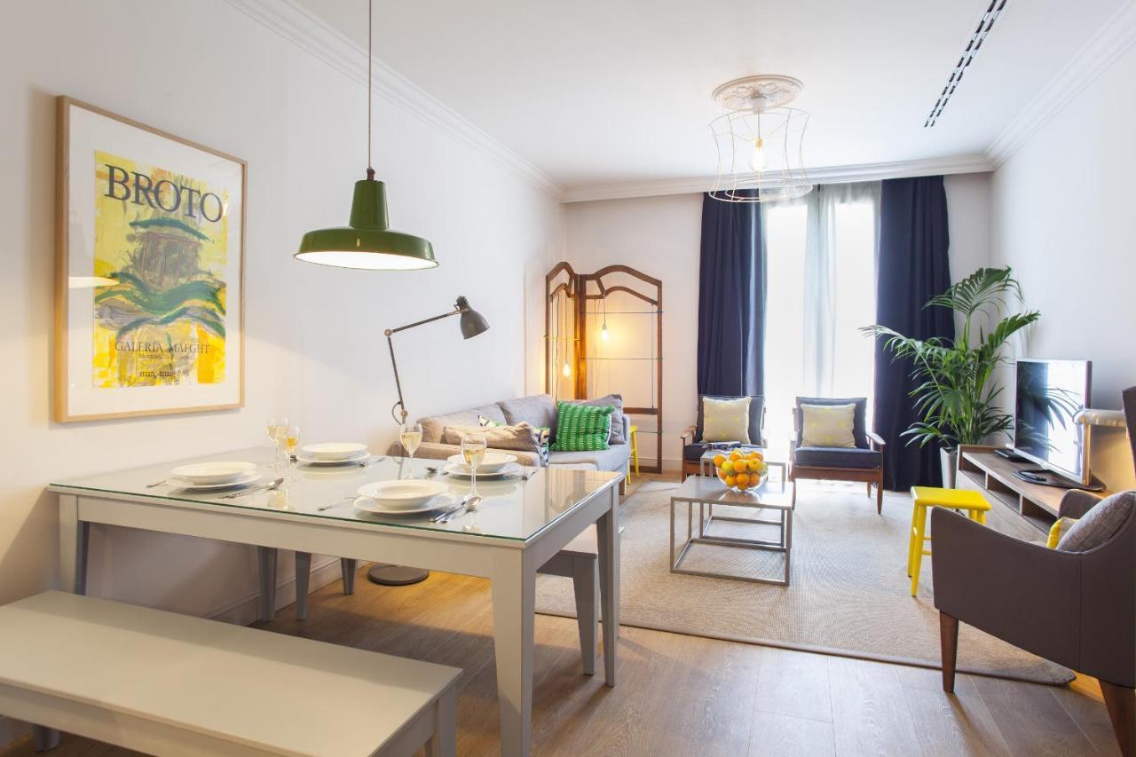 Ola Living Broto Apartment Барселона Екстериор снимка
